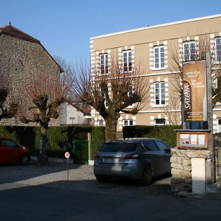 Les 4 Tilleuls Crozant Buitenkant foto